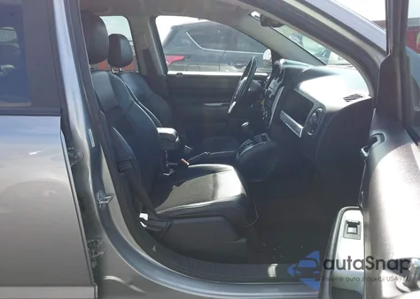 2017 Jeep Compass Latitude Fwd from USA, damaged, VIN 1C4NJCEA9HD115142